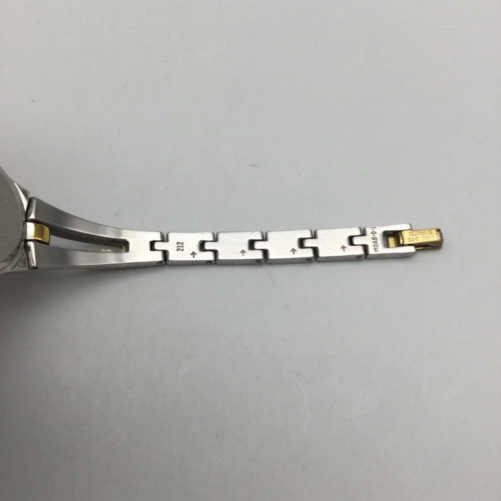 Seiko V117-0A10 Womens Solar Watch 22mm Crystals Two Tone Bracelet 6.25